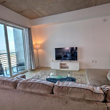 1Br Loft In Downtown With Bay View And Workspace Майами Экстерьер фото