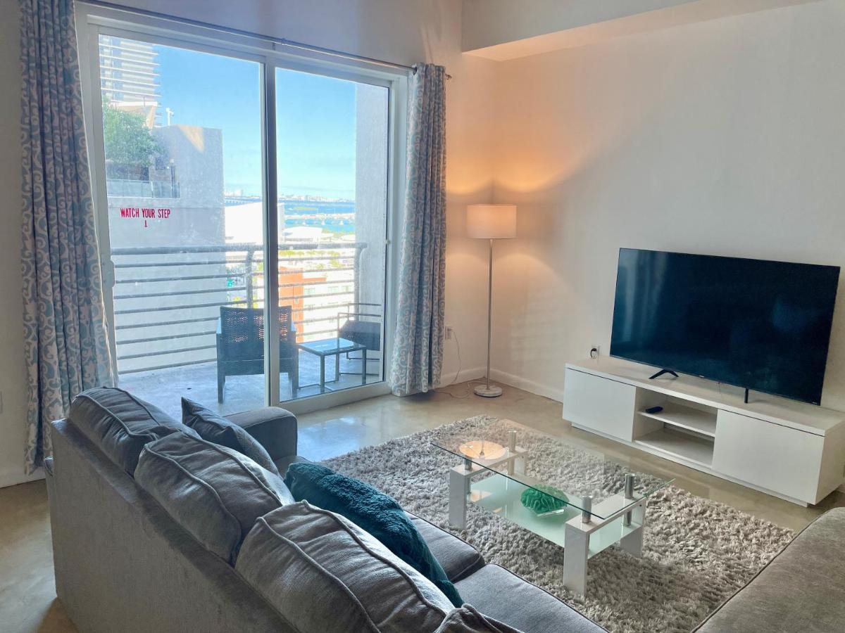 1Br Loft In Downtown With Bay View And Workspace Майами Экстерьер фото